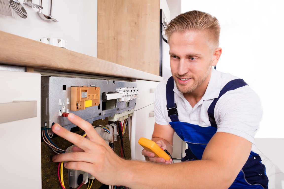 Reparaciones Certificadas: Electrodomésticos Indesit Cercedilla